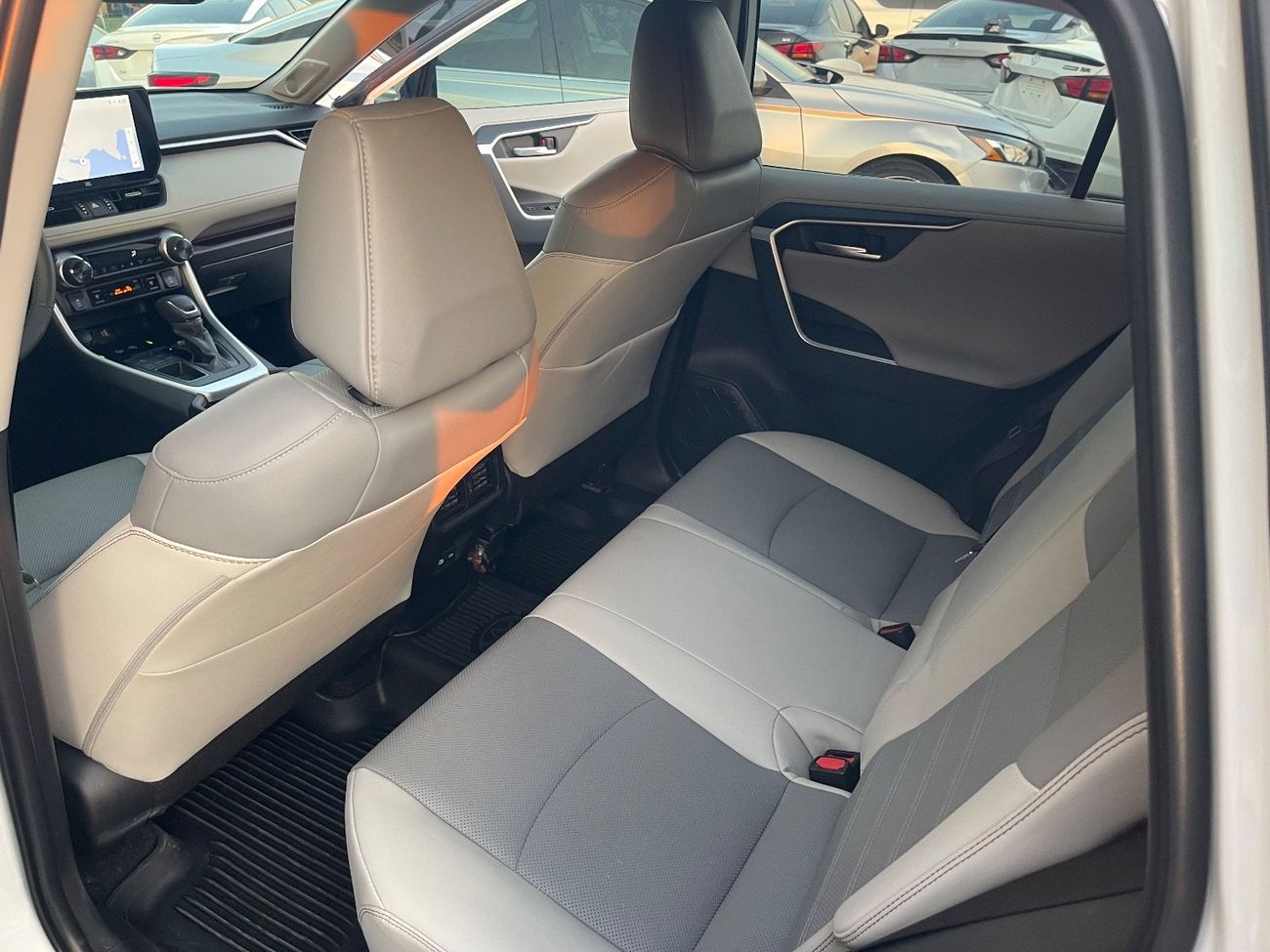 Toyota RAV4 Limited Full Option