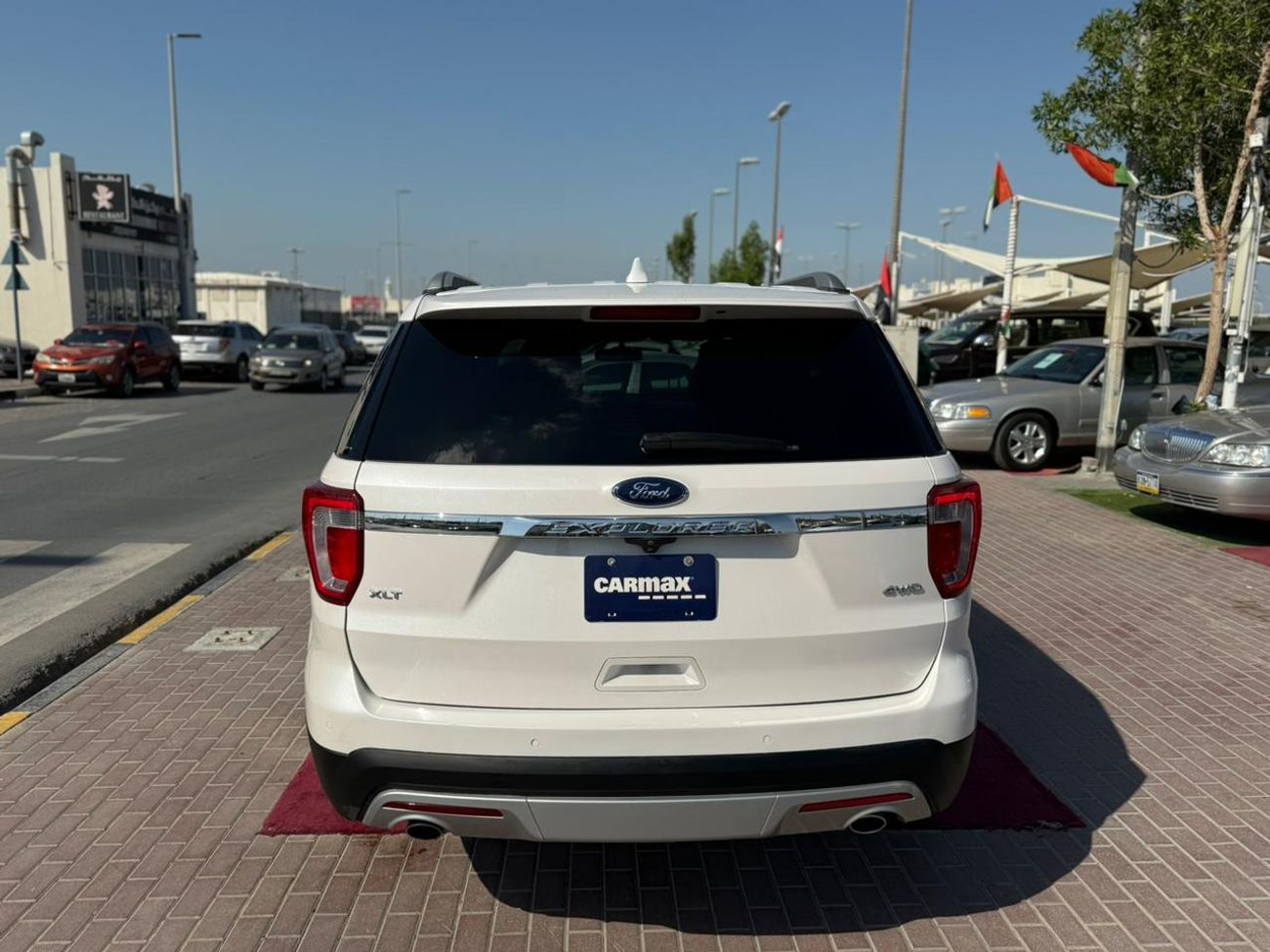 Ford Explorer XLT 3.5L LOW MILEAGE GOOD CONDITION