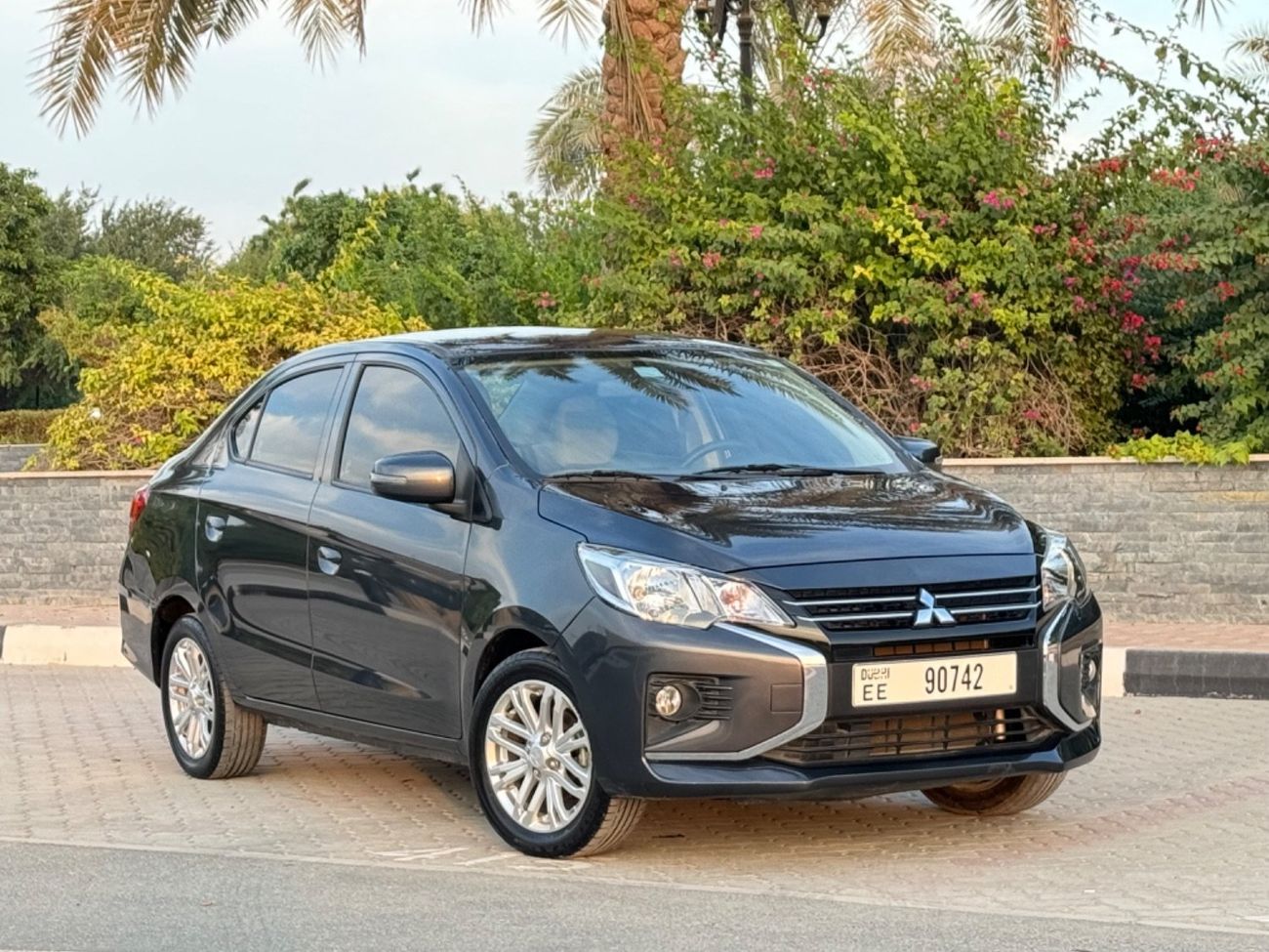 ميتسوبيشي اتراج GLX Premium 1.2L