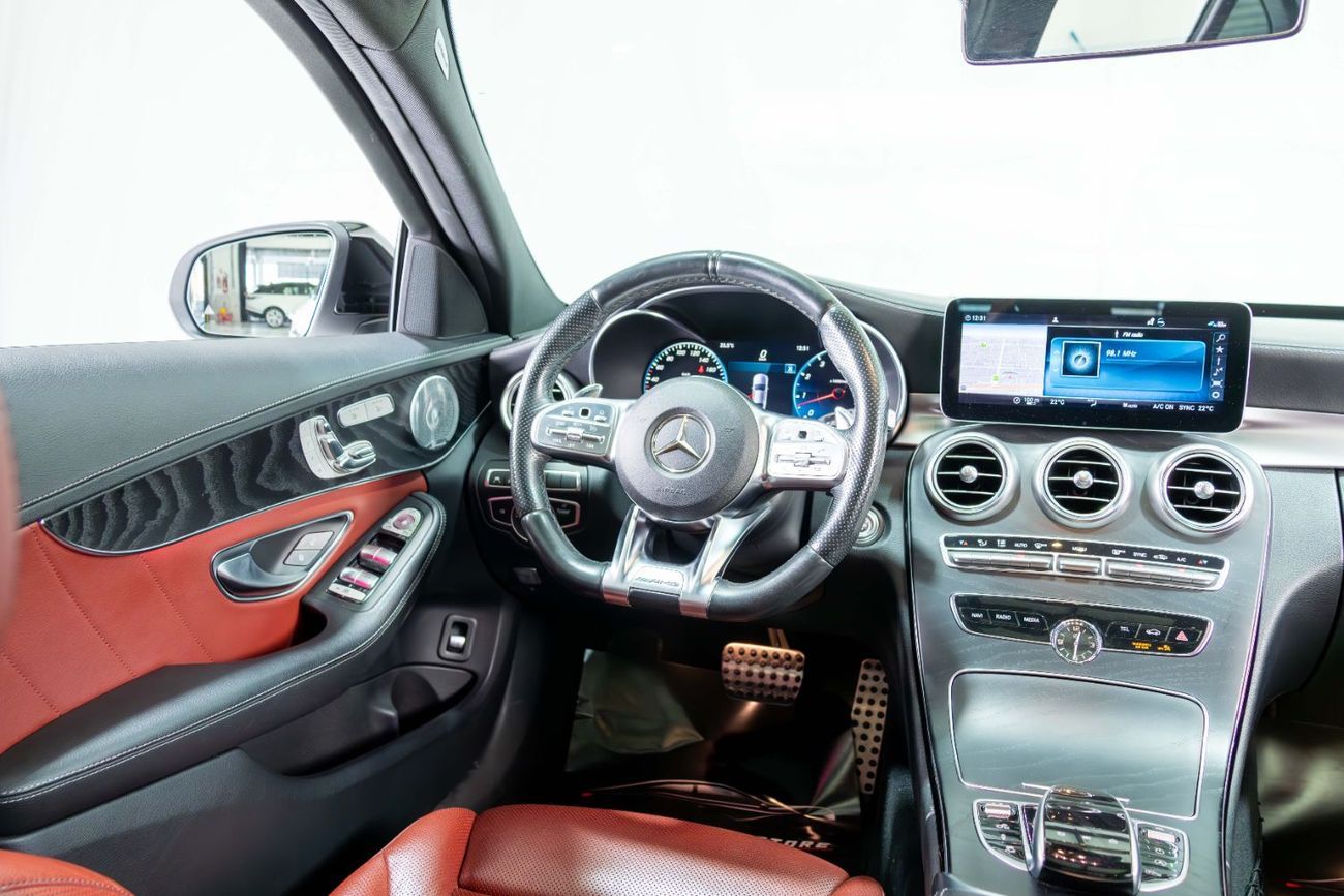 Mercedes-Benz C 43 AMG Std 3.0L 4 Matic-GCC-19 Inch Black Rims-Panoramic Roof-Active Sports Exhaust