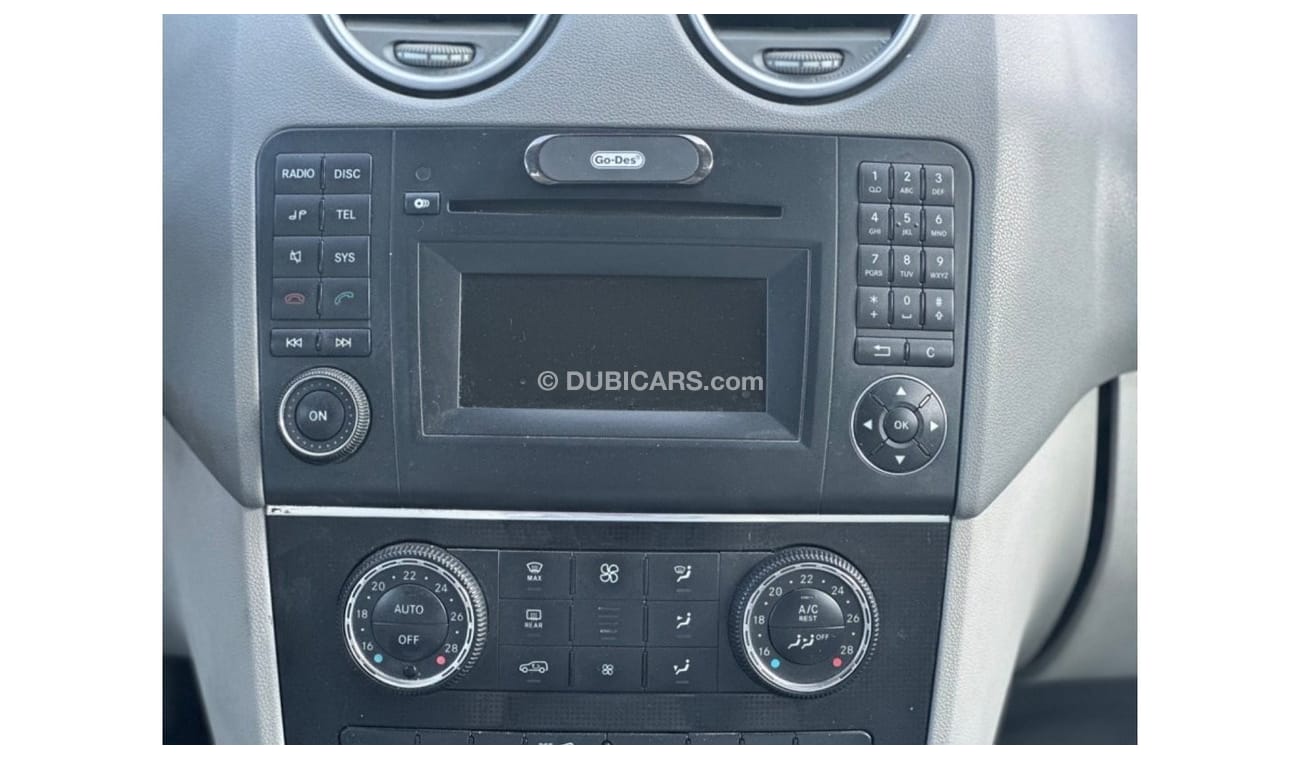 مرسيدس بنز ML 350 موديل 2009 خليجي فل مواصفات كرأسي جلد ومثبت سرعه وتحكم كهربي كأمل ونظام صوت ممتاز