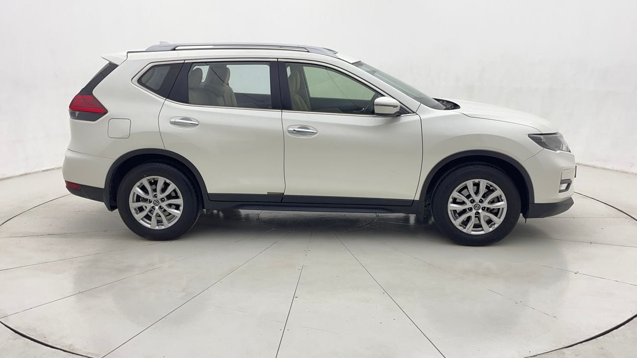 Nissan XTrail SV 2.5L 2018 SV | AED 1044/Month | 0 DP | 30 Day Return | Warranty | Service History