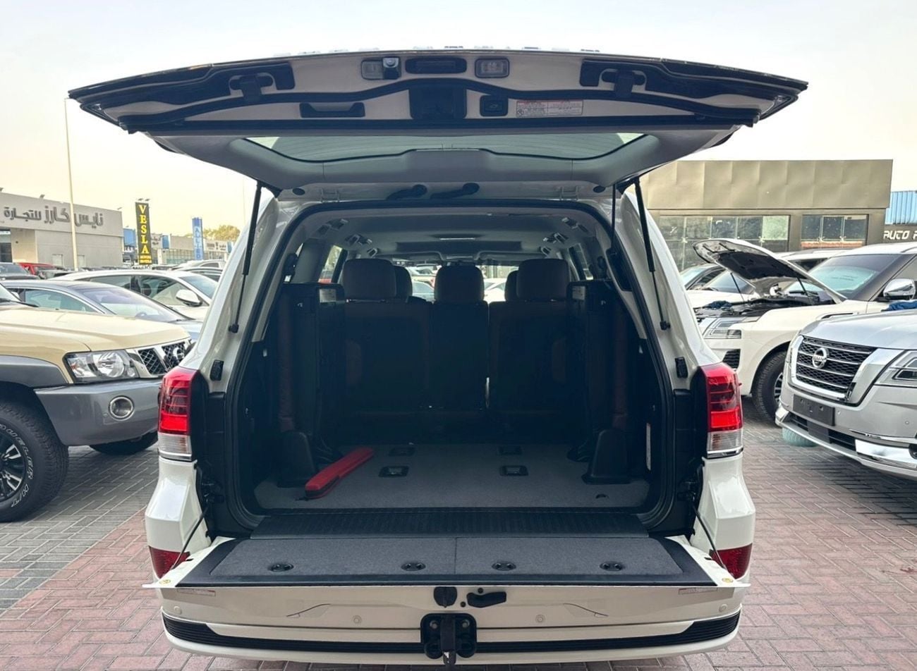 Toyota Land Cruiser GXR