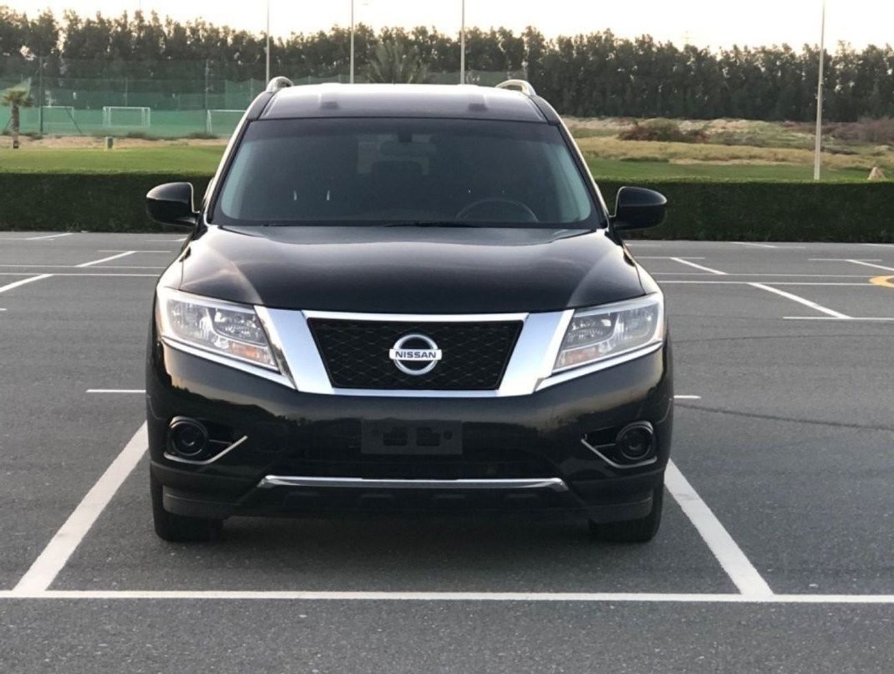 Nissan Pathfinder MODEL 2016 CAR PERFECT CONDITION INSIDE AND OUTSIDE