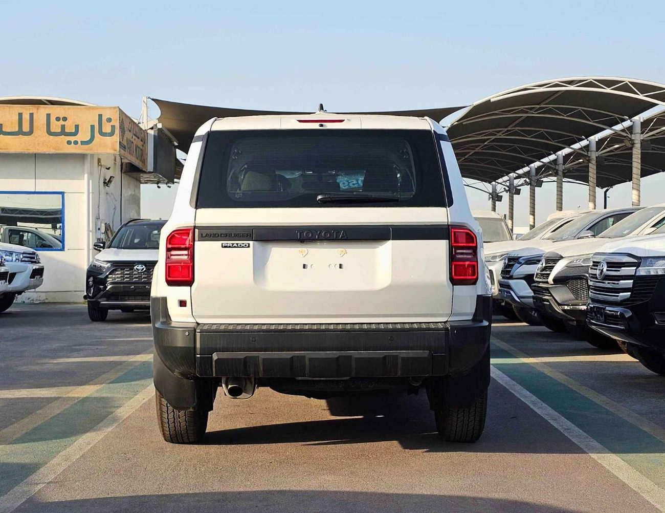 تويوتا برادو URBAN-E EURO 4 / 2.8L V4 DIESEL / DVD + CAMERA / AUTO A/C / 4WD (CODE # URBAN-E)