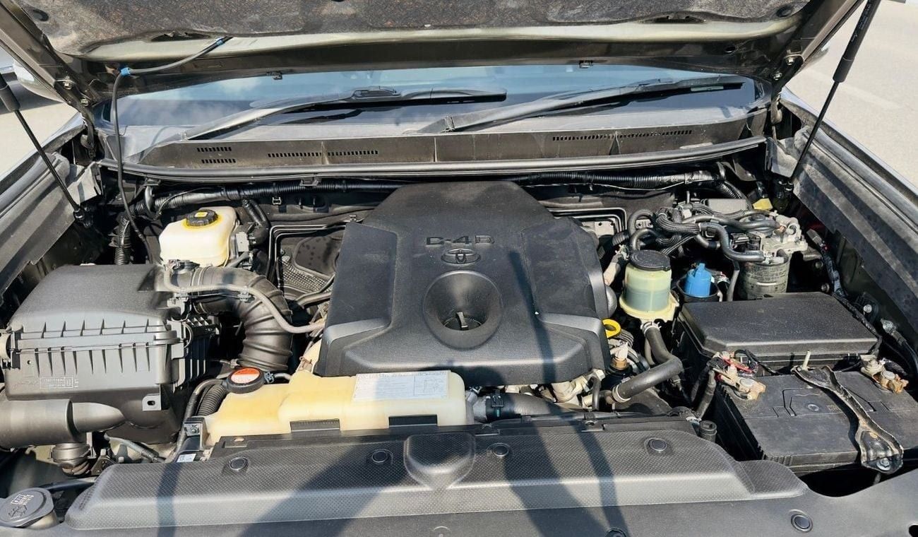 Toyota Prado PREMIUM BULL BAR | ROOF RACK WITH SIDE LADDERS | RHD | 2016 | 2.8L DIESEL ENGINE | (AT) | REAR VIEW