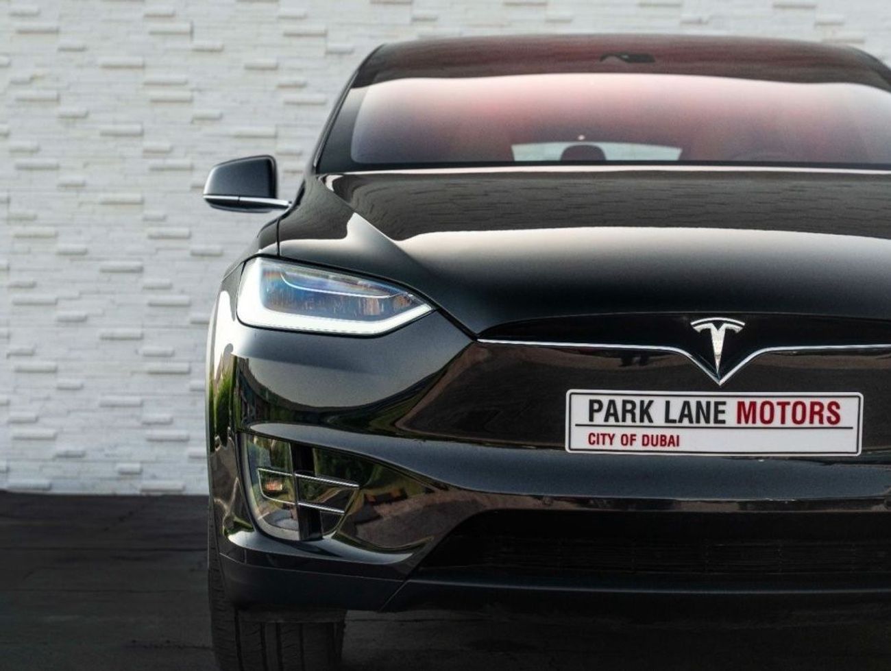 تسلا موديل اكس TESLA MODEL X P 90D LUDICROUS MODE • 7-SEATER • FULLY LOADED • FULL SERVICE TESLA UAE