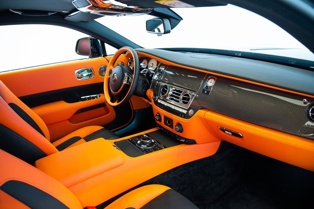 Rolls-Royce Wraith BLACK BADGE