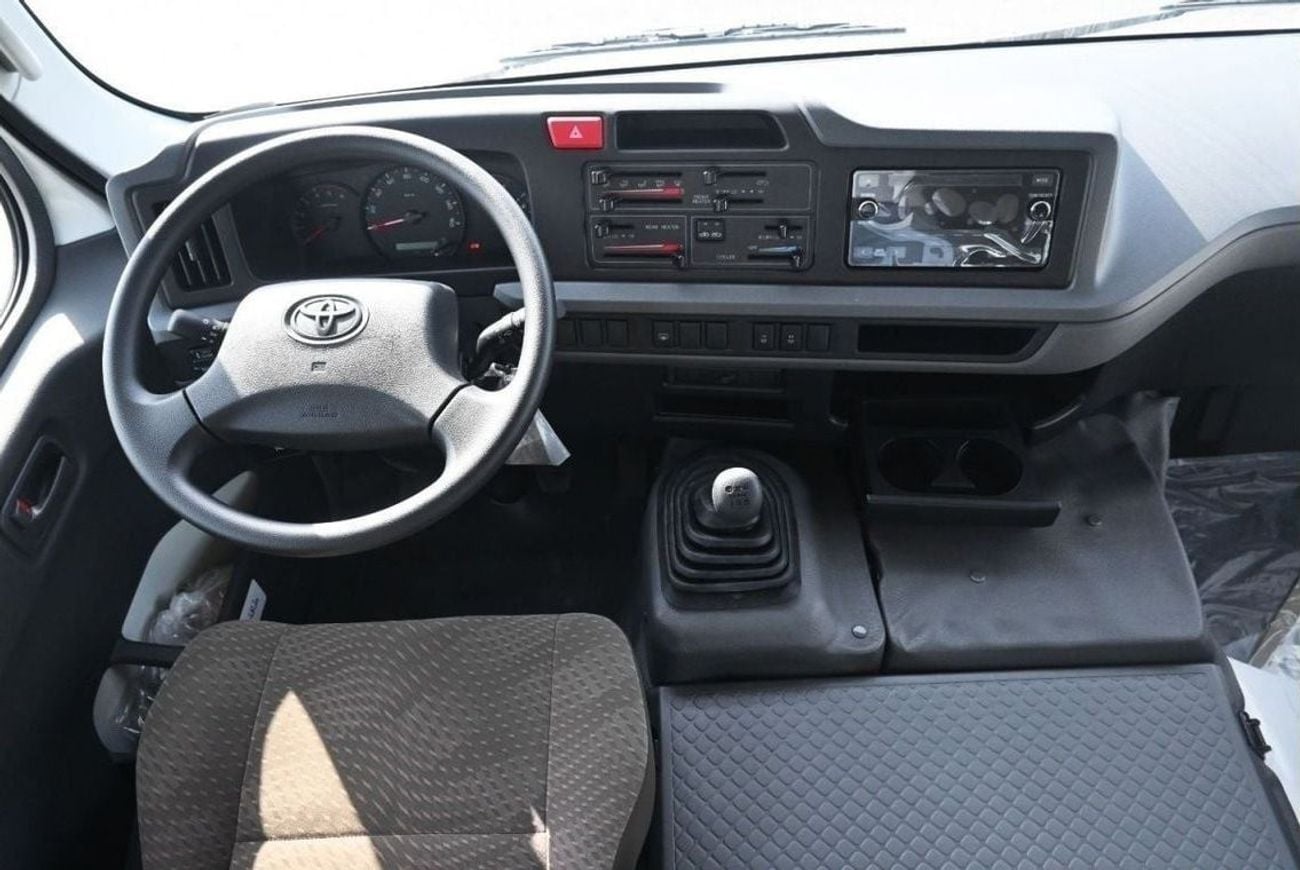 Toyota Coaster Toyota Costar 2025Diesel   4.2L V6 23 Seats