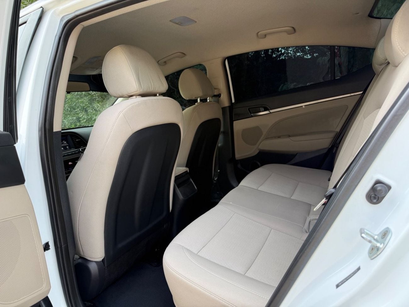 Hyundai Elantra GL 2.0L