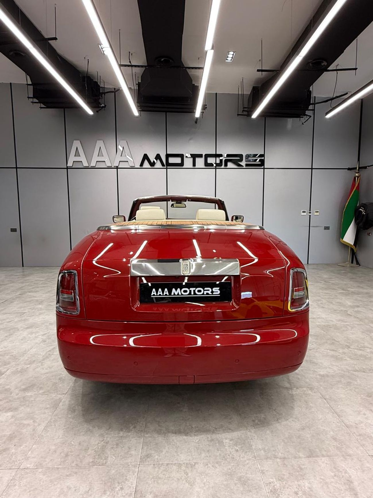 Rolls-Royce Phantom Drophead Coupé | GCC Specs | Iconic Luxury Convertible