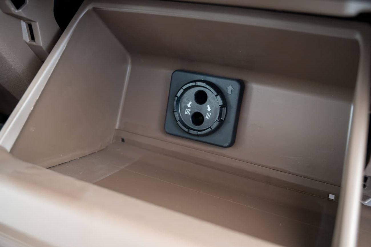 تويوتا لاند كروزر 70 Toyota LC 76 4.0L Petrol E Automatic 2025