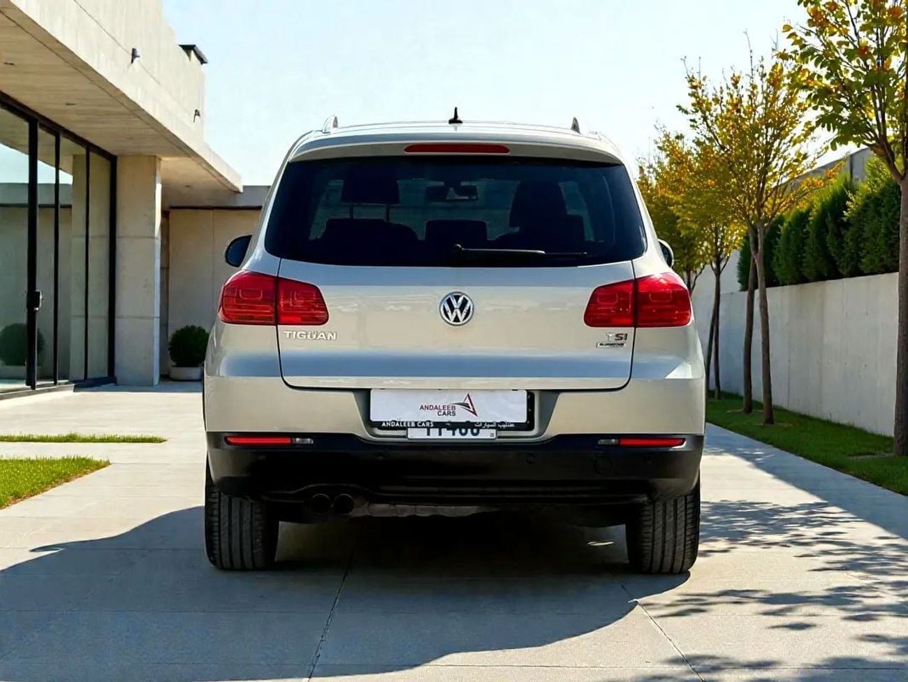 Volkswagen Tiguan BASE 1.4 TSI Life VOLKSWAGEN TIGUAN 1.4L TSI A/T | 2016 | GCC SPECS