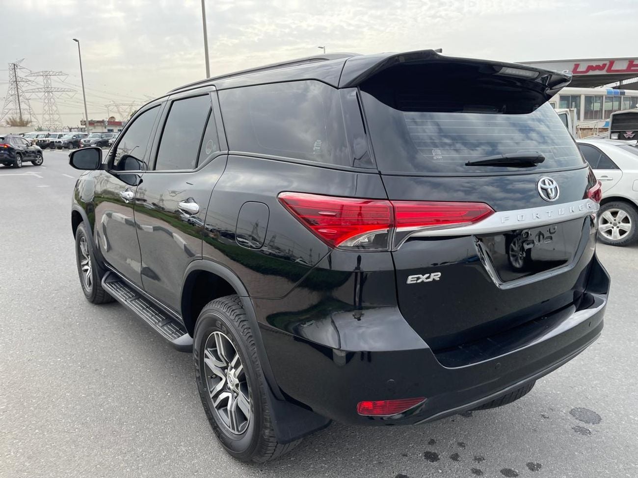 Toyota Fortuner EXR 2.7L (160 HP)