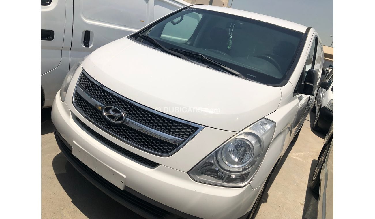 Hyundai H-1 hYUNDAI H1 CHILLER VAN,MODEL:2015. EXCELLENT CONDITION