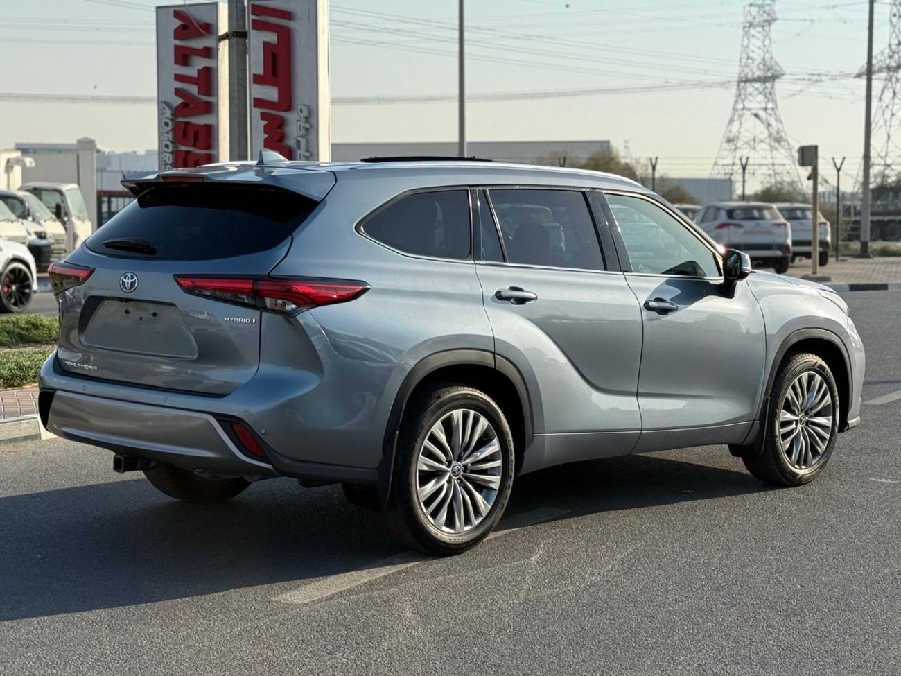 Toyota Highlander Limited 2.5L FWD Hybrid Limited 2.5L Panoramic,360 camera