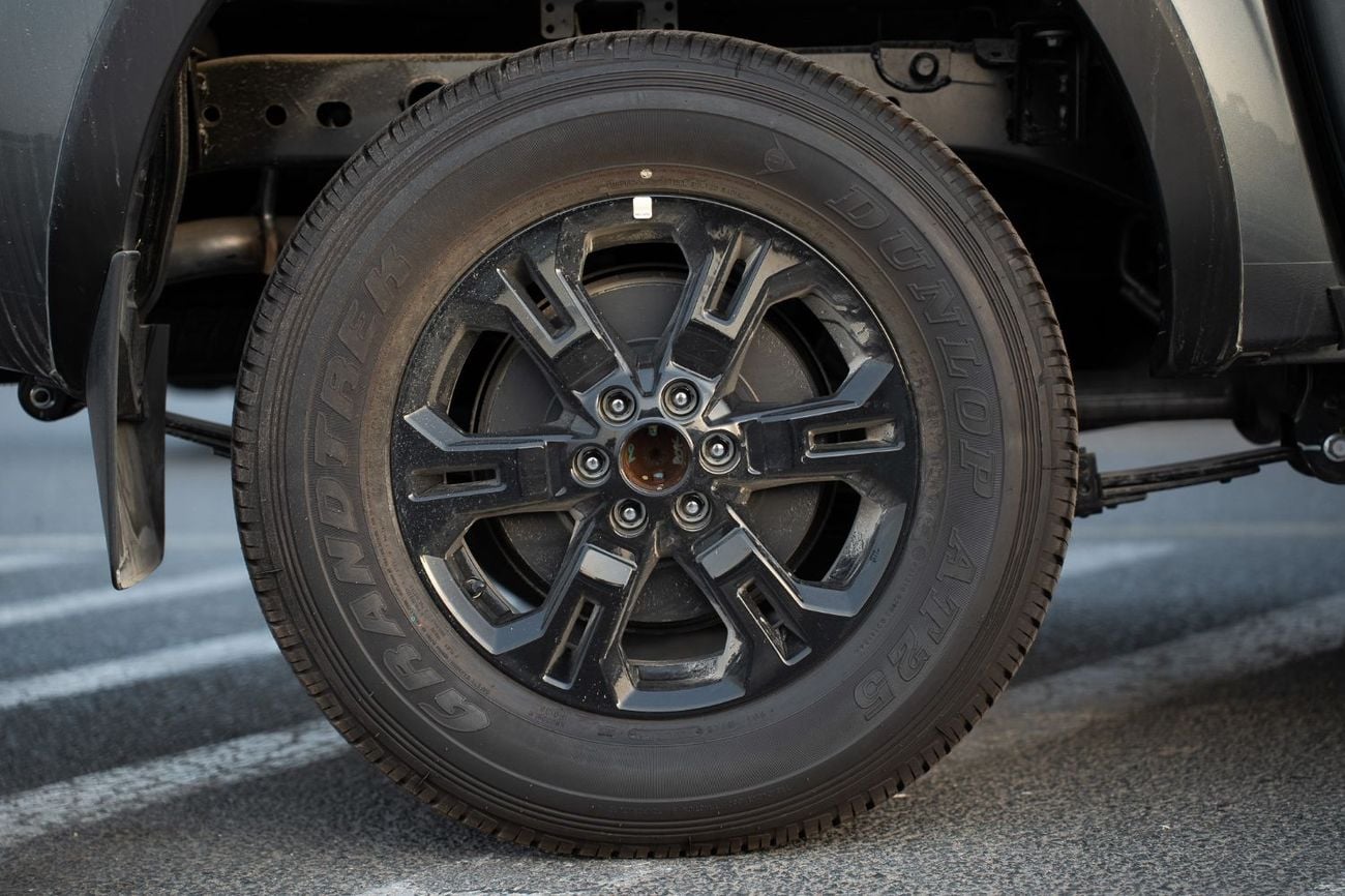 Nissan Navara PRO-4X Off-Road | 2.5L Diesel 4WD A/T (Only For Export)