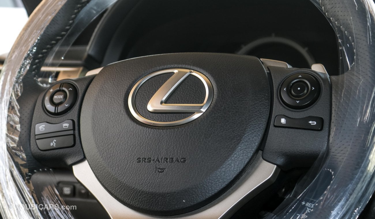 Lexus IS350