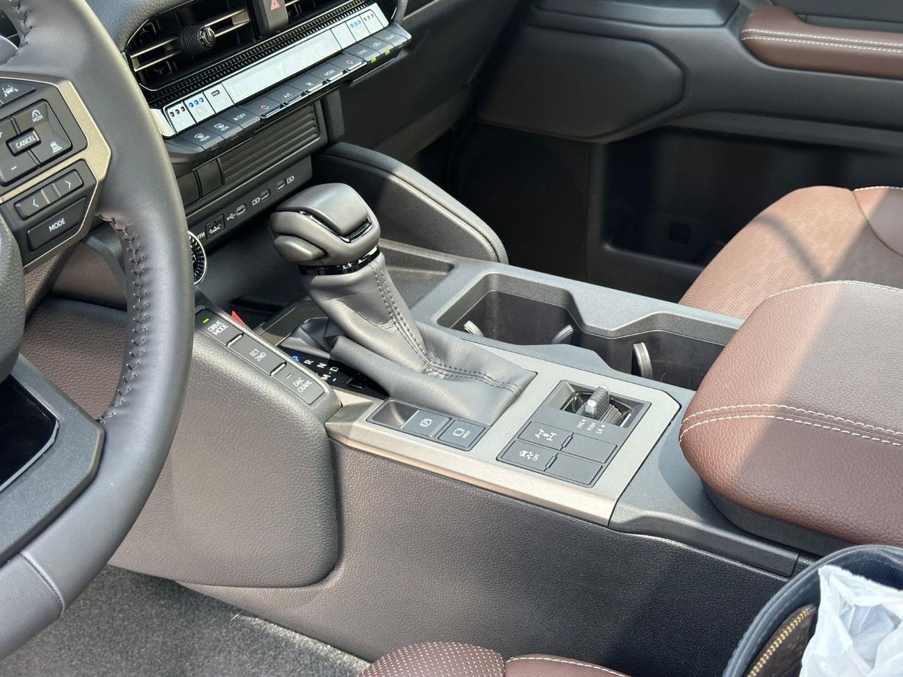 تويوتا برادو VX2 4.0L