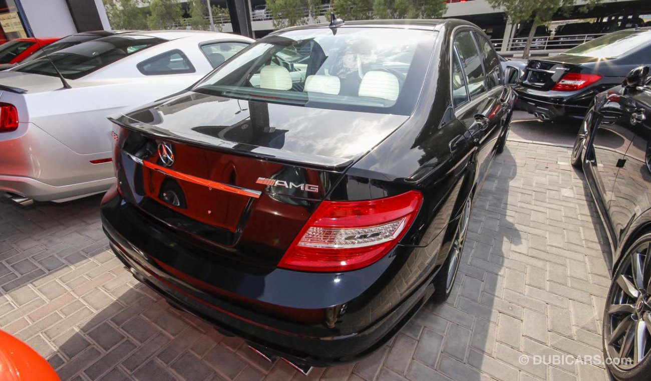 Mercedes-Benz C 63 AMG