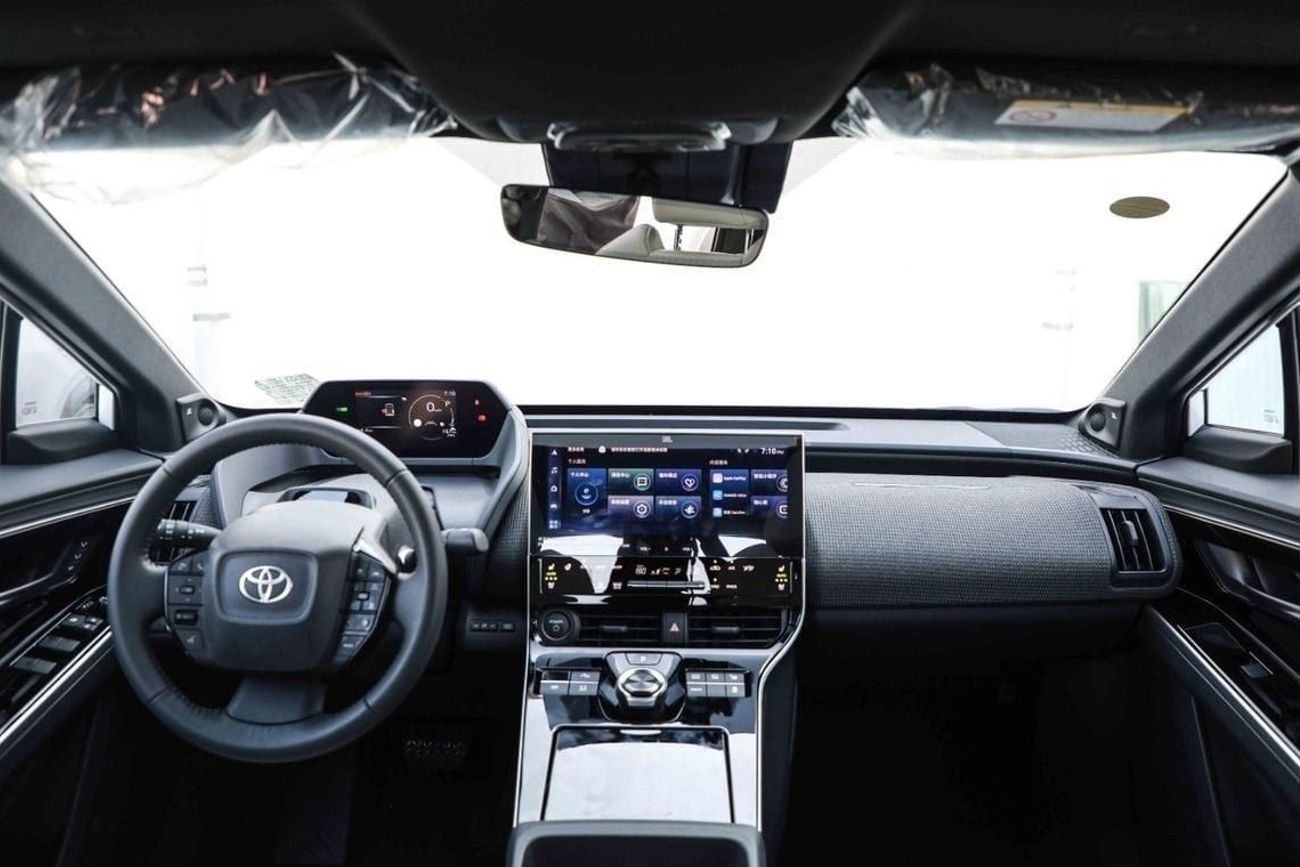 Toyota bZ4X 2024 TOYOTA BZ4X 615 MAX - GREY inside GREY | Export Only