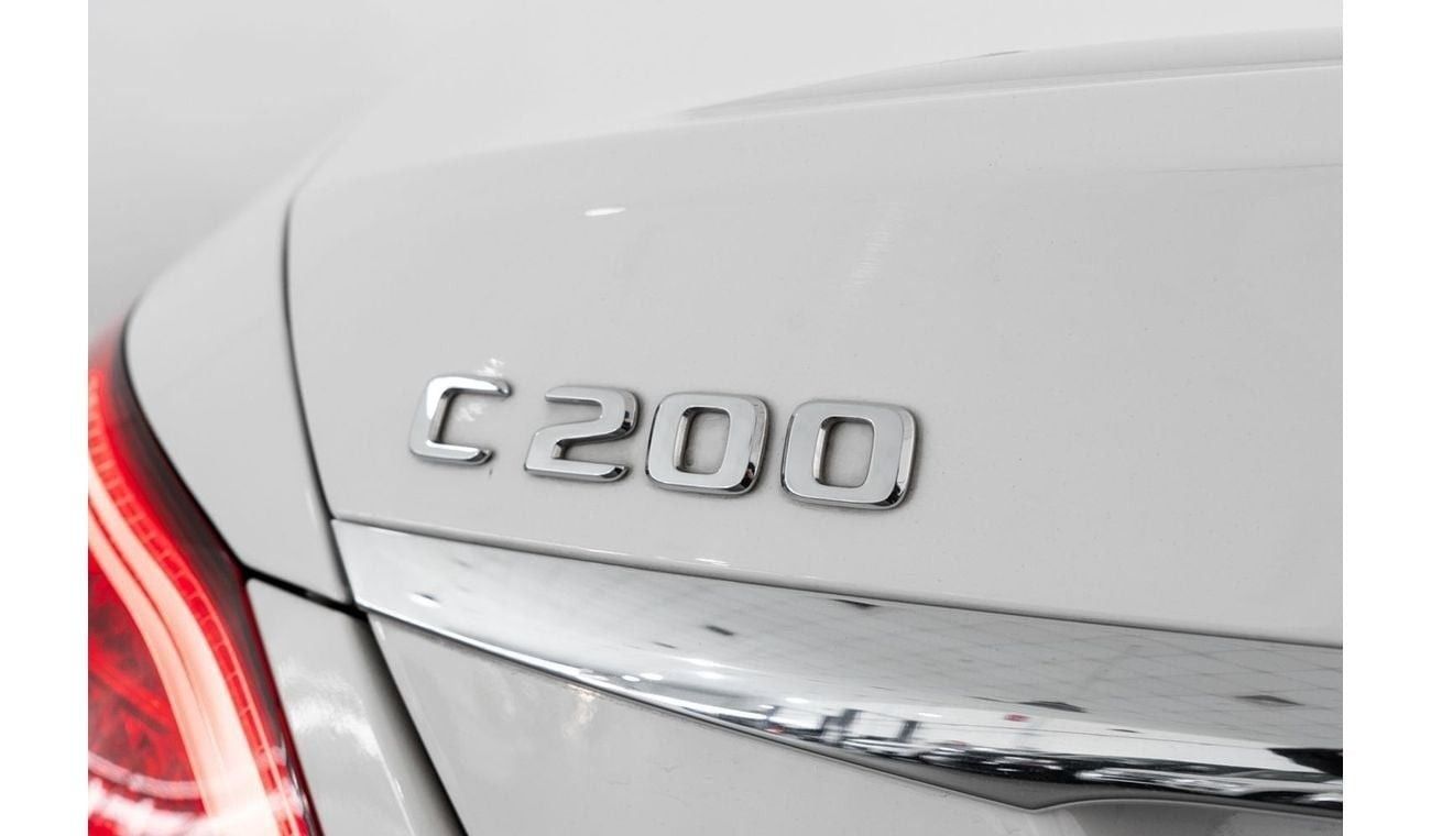 مرسيدس بنز C 200 AMG Line