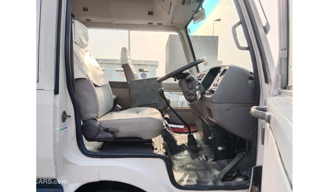 ميتسوبيشي روزا MITSUBISHI ROSA BUS RIGHT HAND DRIVE  (PM1516)