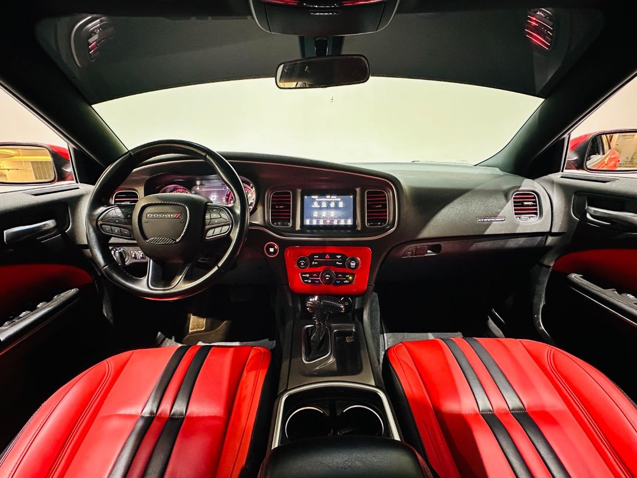 Dodge Charger SXT Mid 3.6L