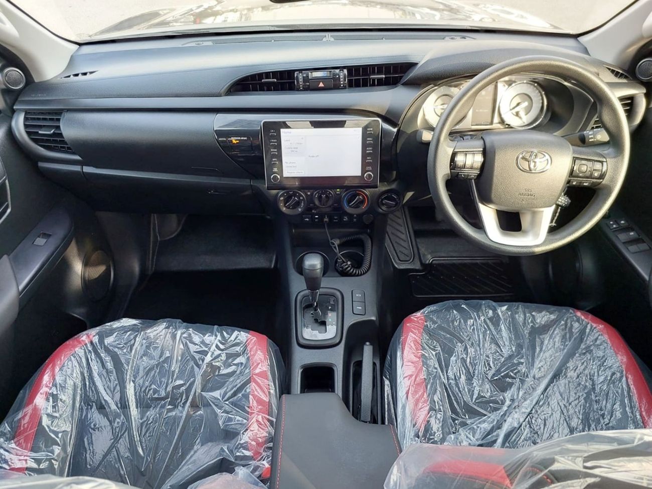 Toyota Hilux TOYOTA HILUX PICKUP RHD 2024 MODEL 2.8 L DIESEL AUTOMATIC(PM13901)