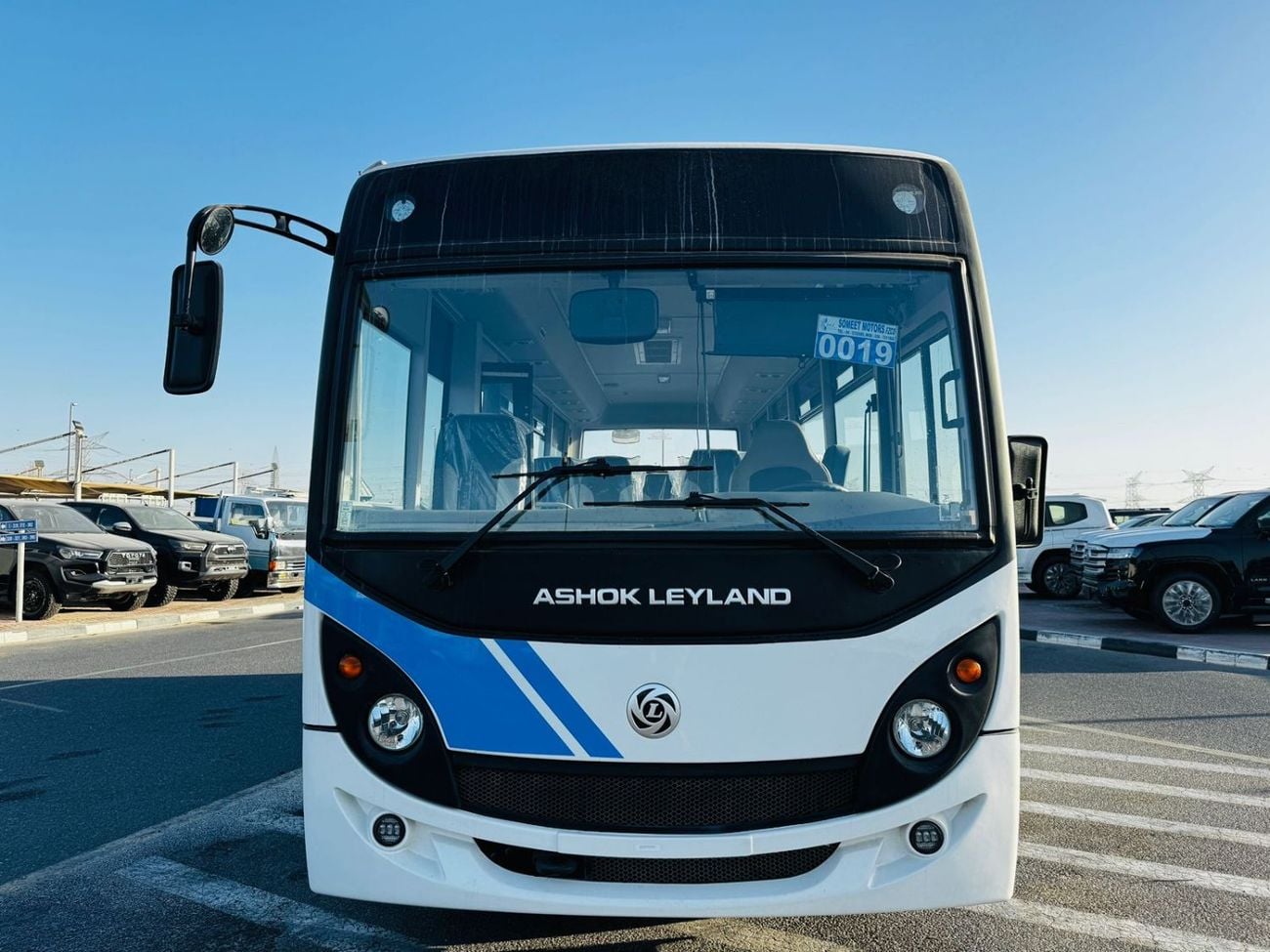 اشوك ليلاند Gazl أشوك ليلاند  باص صغير