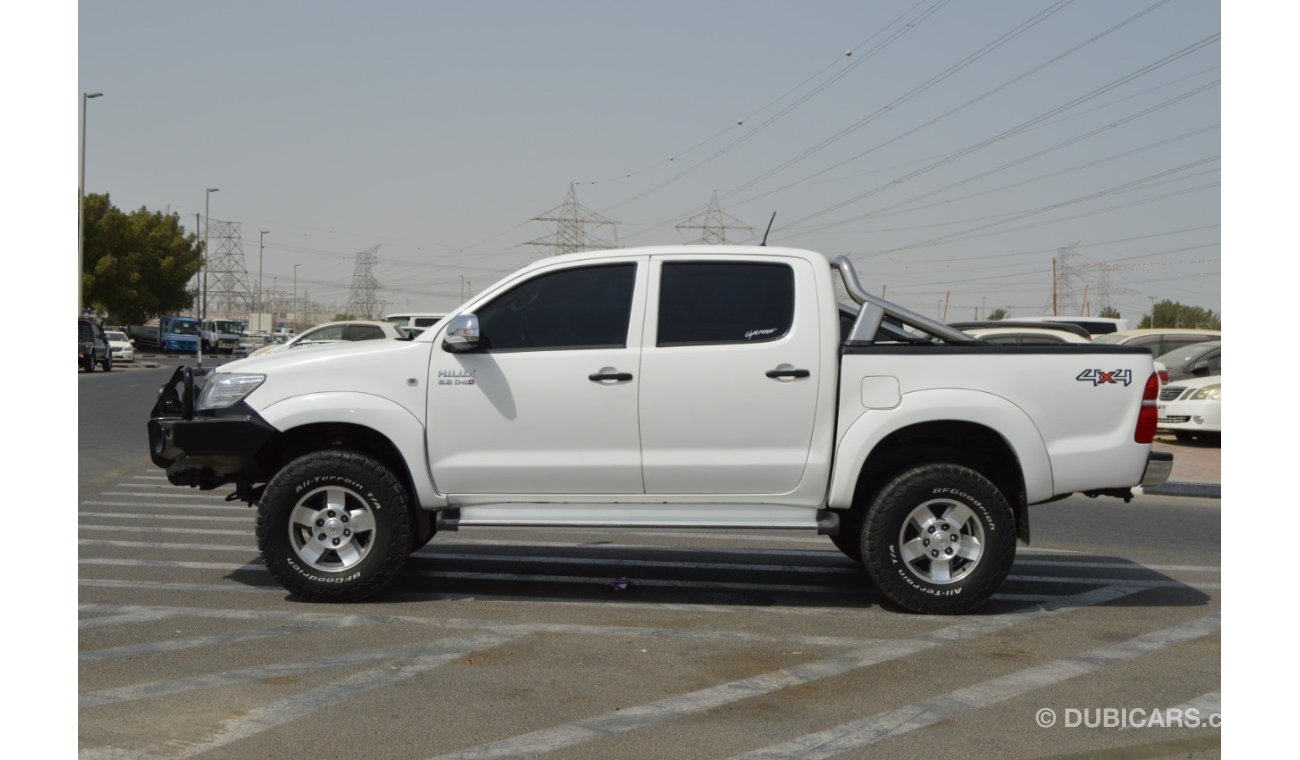 Toyota Hilux SR5 Diesel Right Hand Drive