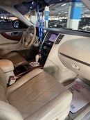 إنفينيتي QX70