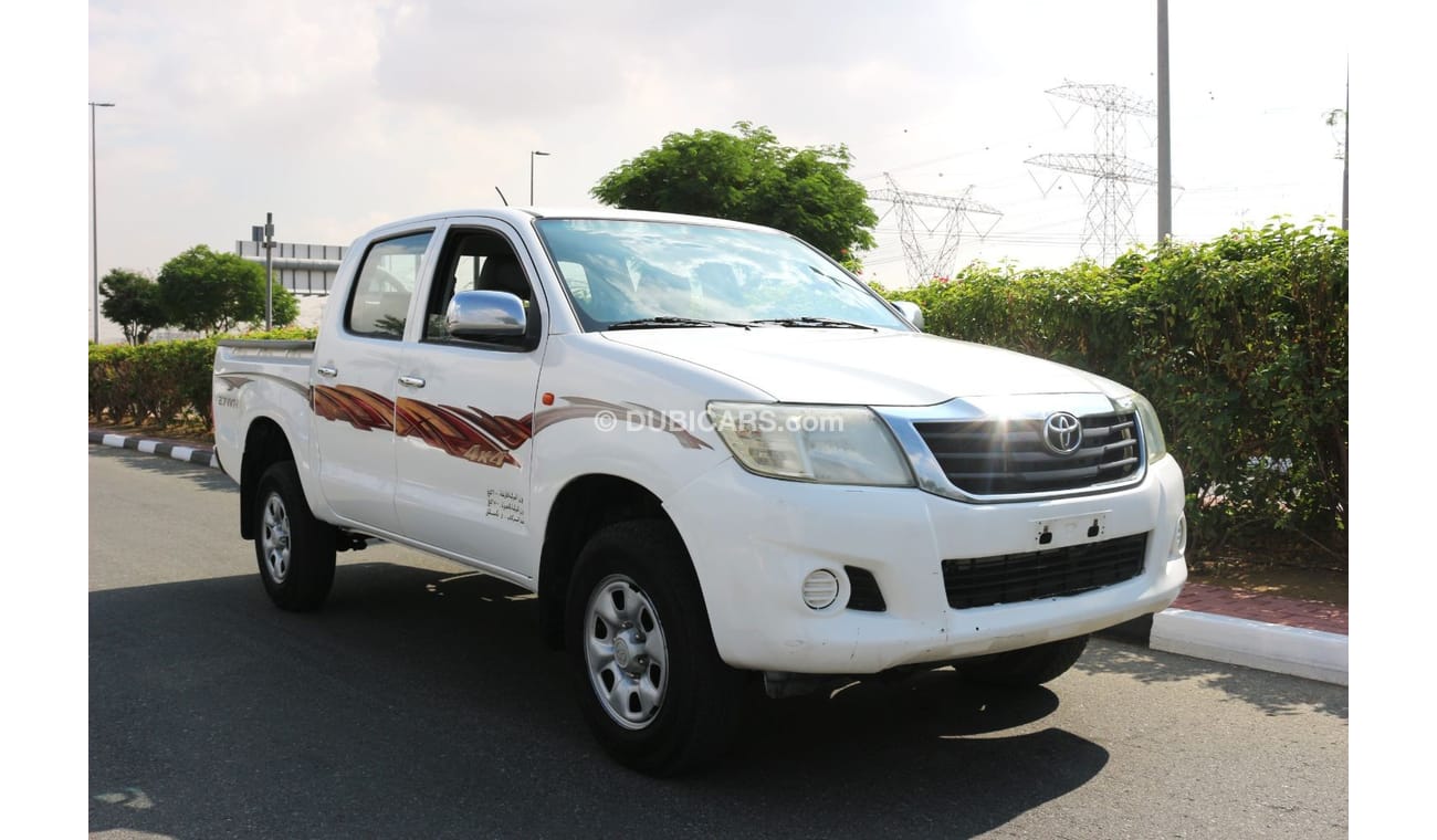 تويوتا هيلوكس GL تويوتا هايلكس 2014 خليجي دير عادي بترول دبل فورويل