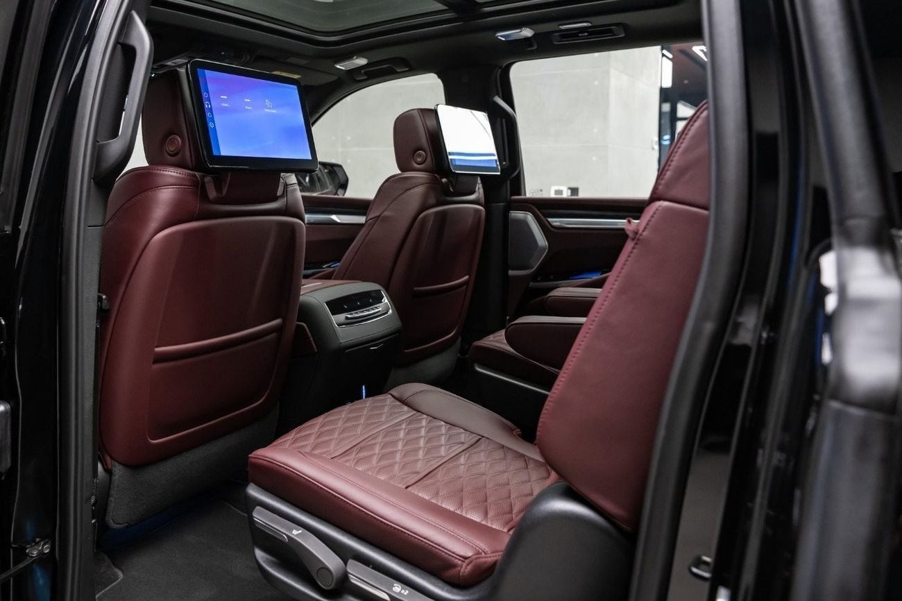 كاديلاك إسكالاد Sport Platinum Long | 2025 | GCC Specs | Brand New | AlGhandi Warranty&Service | Full Options