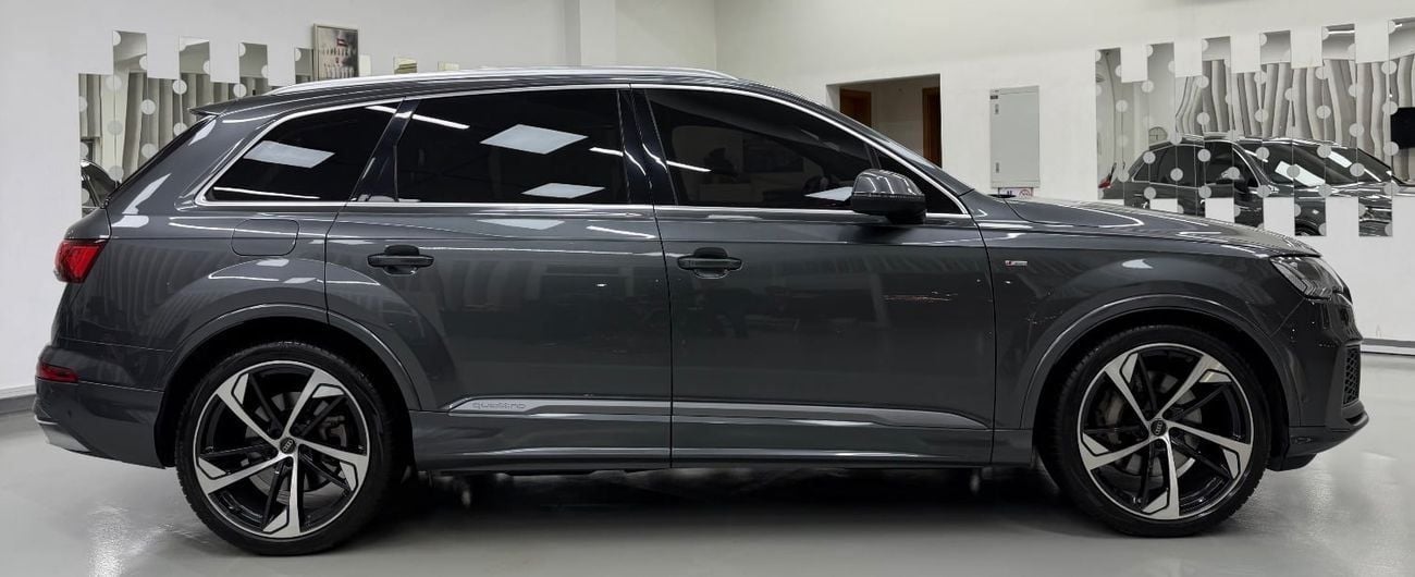 أودي Q7 55 TFSI S-LINE LUXURY 55 TFSI quattro S-Line 3.0L