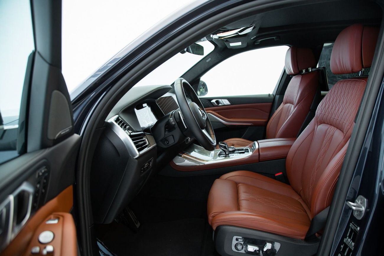 BMW X7 xDrive40i Luxury M Sport Package 3.0L