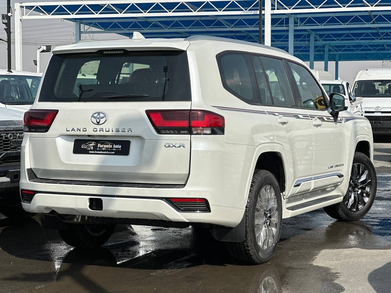 Toyota Land Cruiser GXR 4.0L PTR A/T // 2026 // High Option With Dvd&Back Camera , Sunroof , Leather & Power Seats // Sp