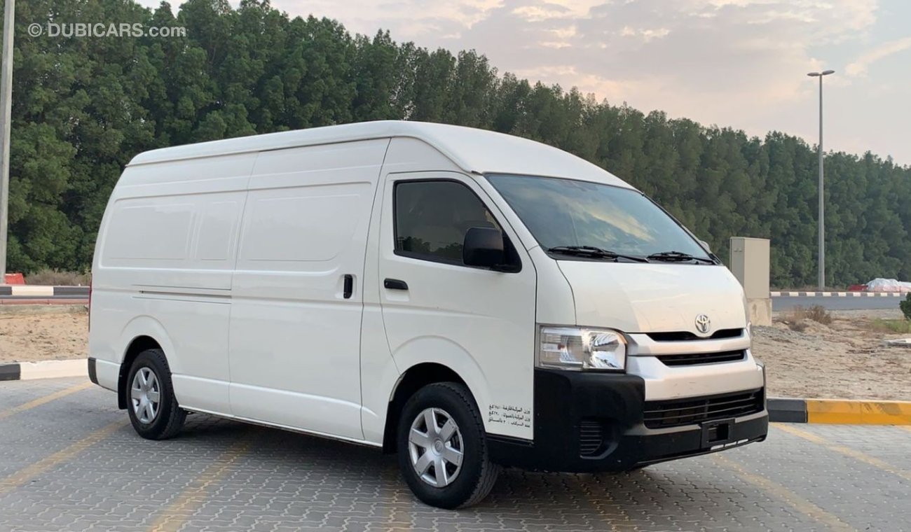 تويوتا هاياس Toyota Hiace 2017 High Roof Van Ref# 566