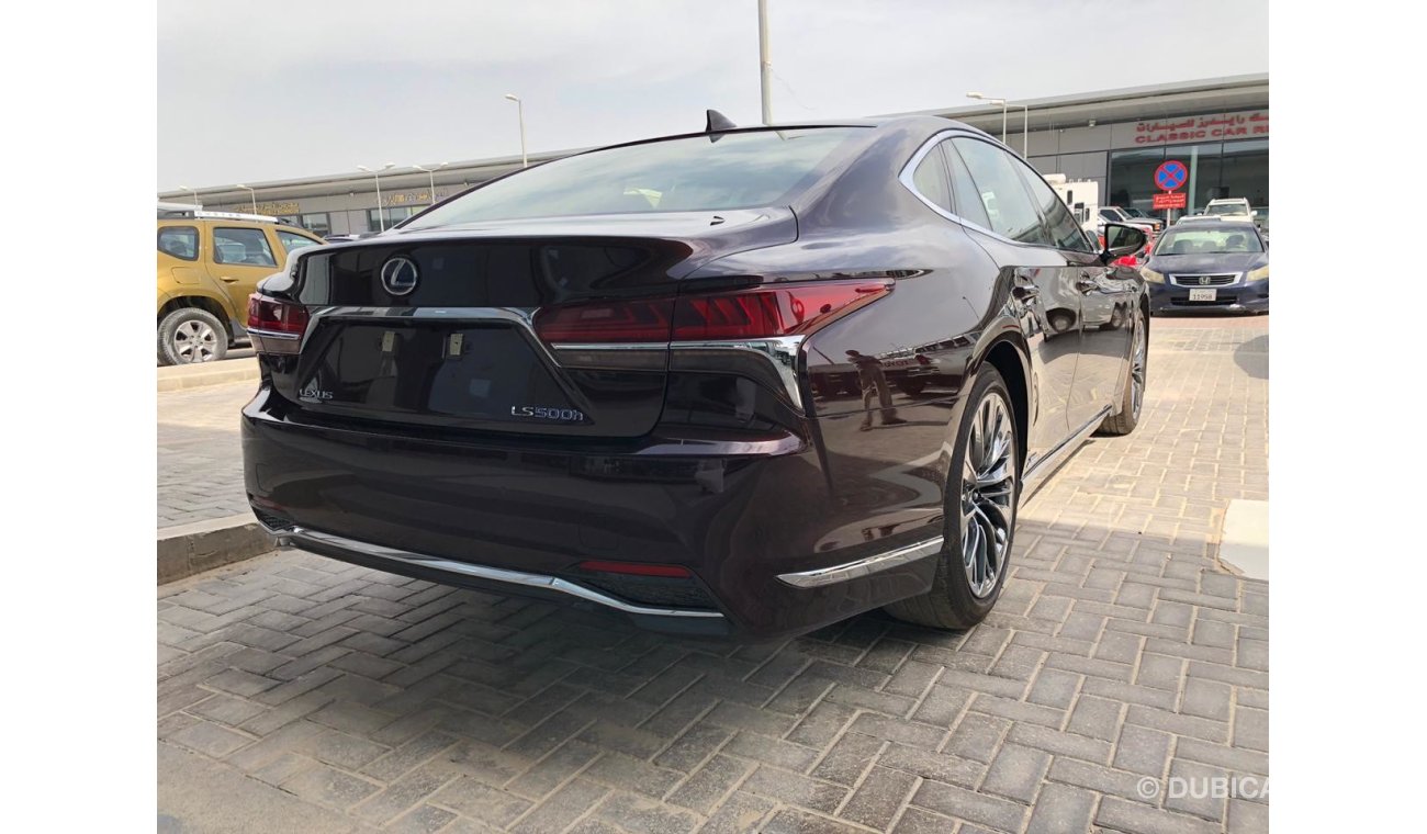 Lexus LS500 3.5L V6 Hybrid engine 2018