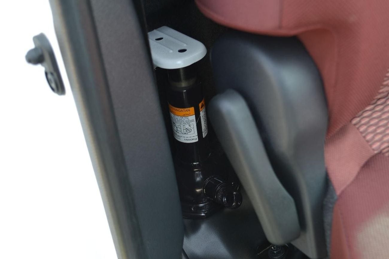 تويوتا هيلوكس TOYOTA HILUX 4X4  S.CAB - 2.7L - PET - MT - 2026 MY