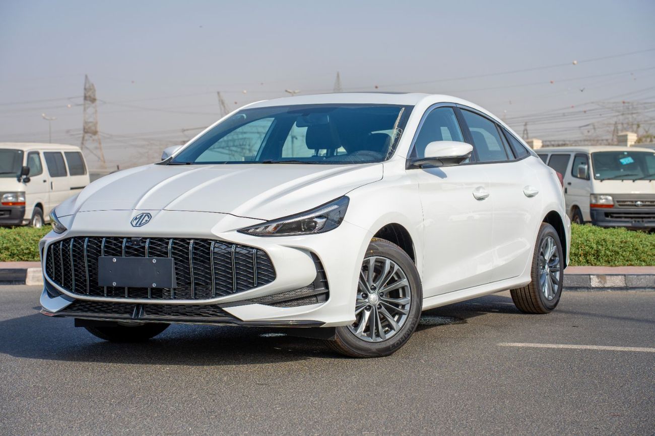 أم جي 5 MG5 2025 1.5L Petrol