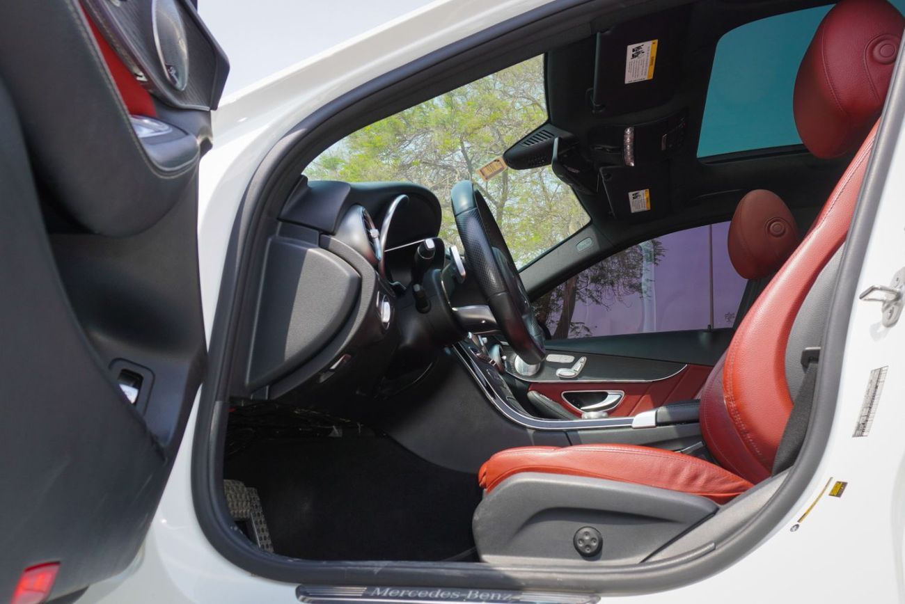 Mercedes-Benz C 300 Sport Mercedes C300 AMG / 2020 / USA