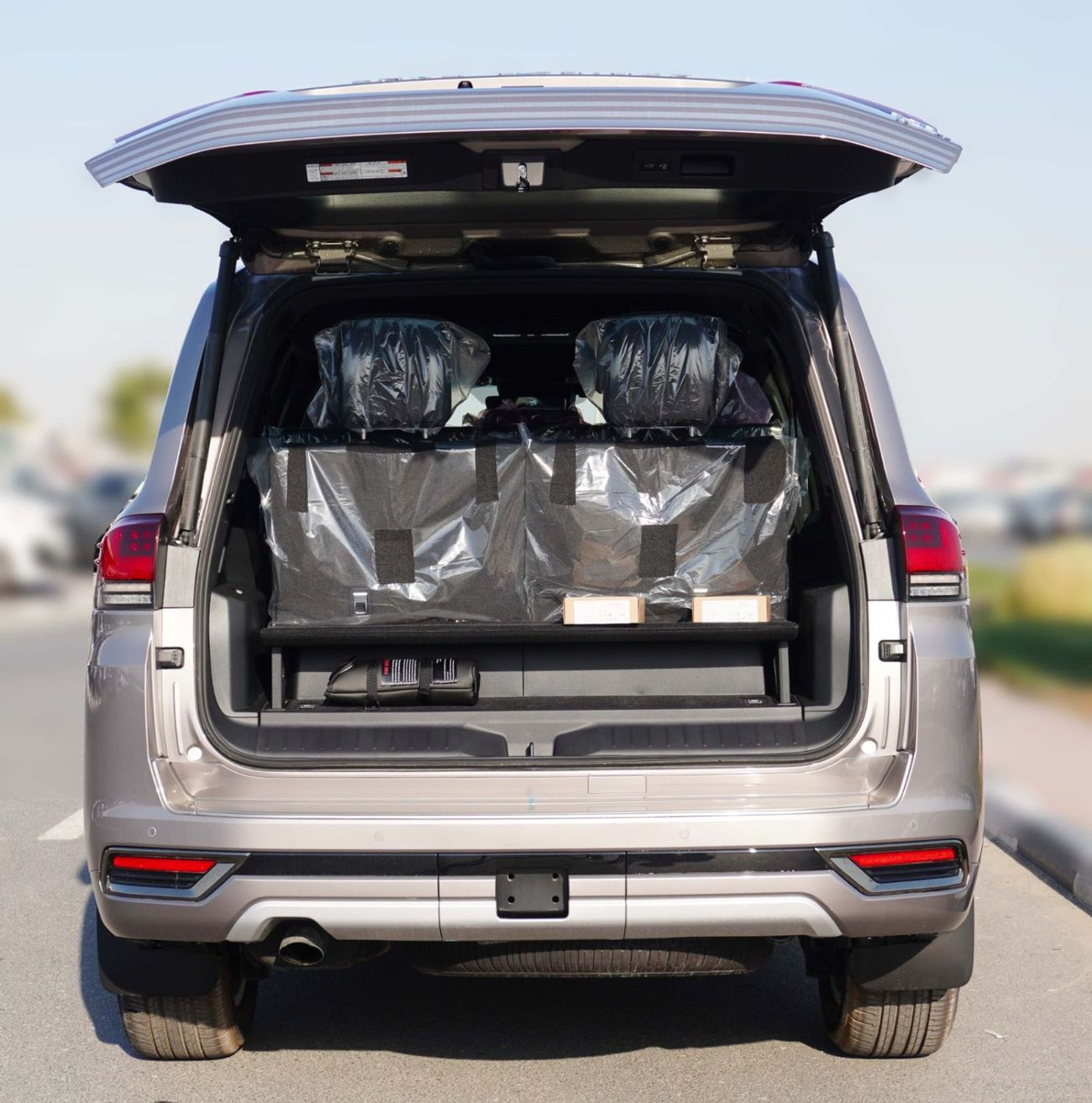 تويوتا لاند كروزر 2025 MODEL TOYOTA LAND CRUISER VX 3.5L HYBRID