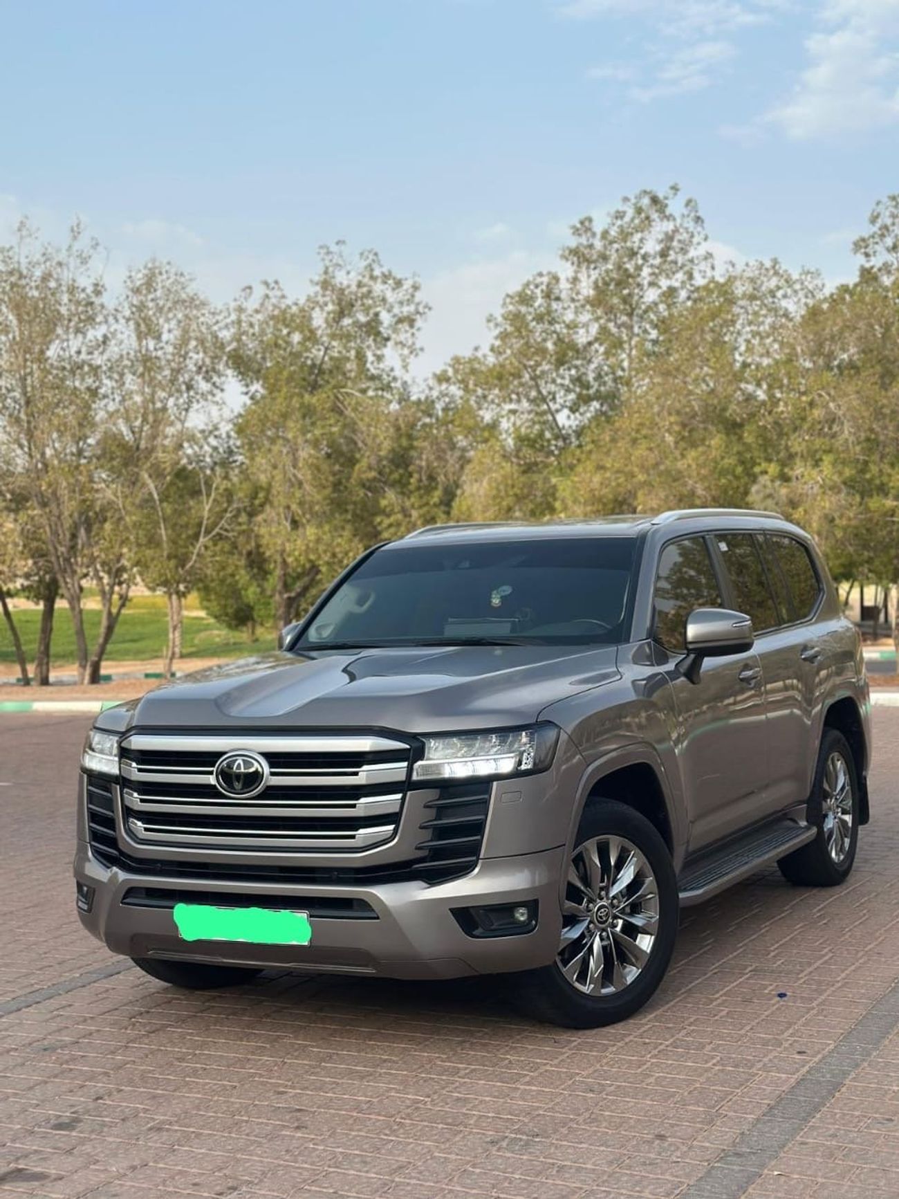 Toyota Land Cruiser GXR 2022 MODEL Twin Turbo Full Option Car is Very Clean and Perfect Condition