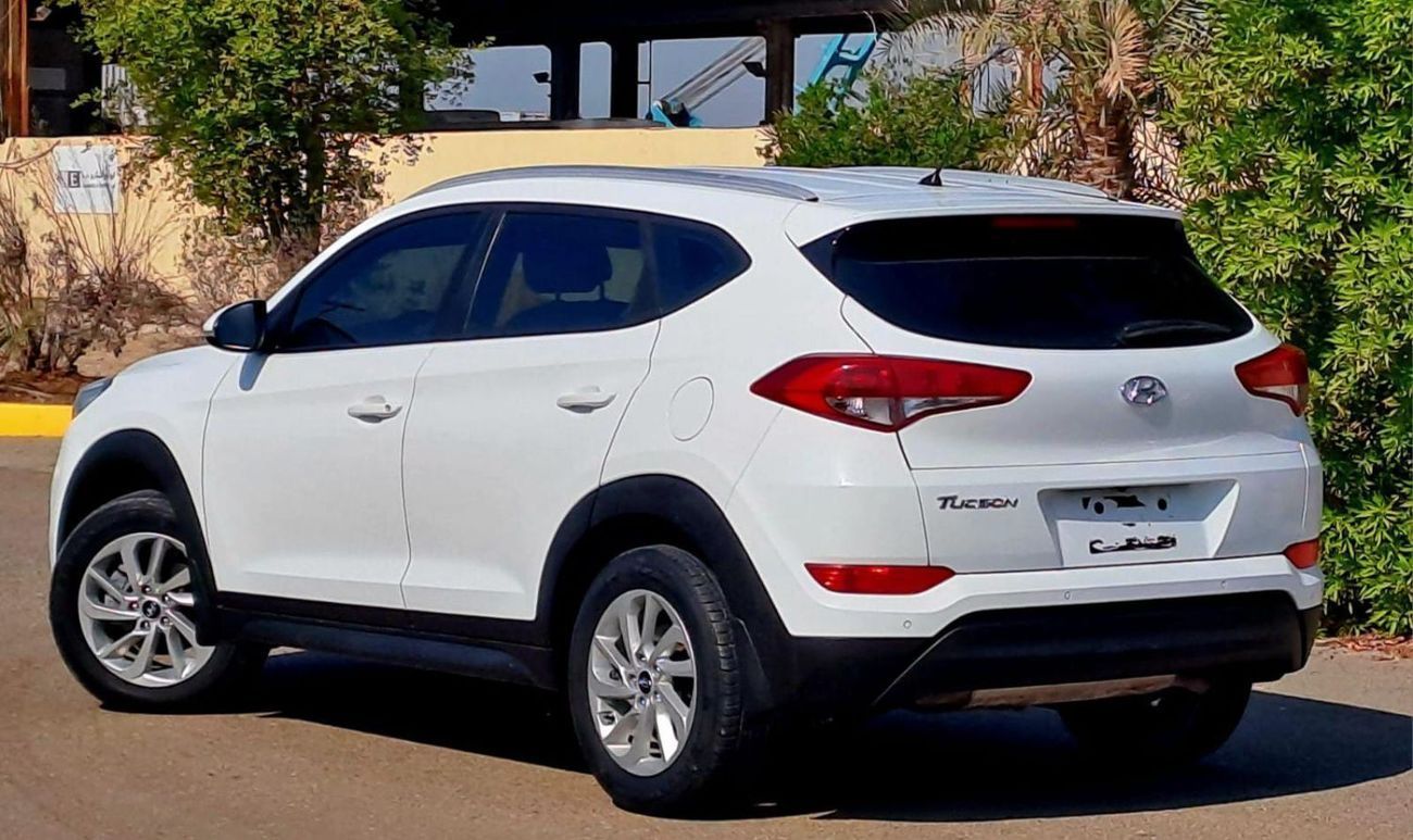 Hyundai Tucson GLS 2.4L 750X48-Monthly l GCC l 4wd, Cruise, Camera l Accident Free