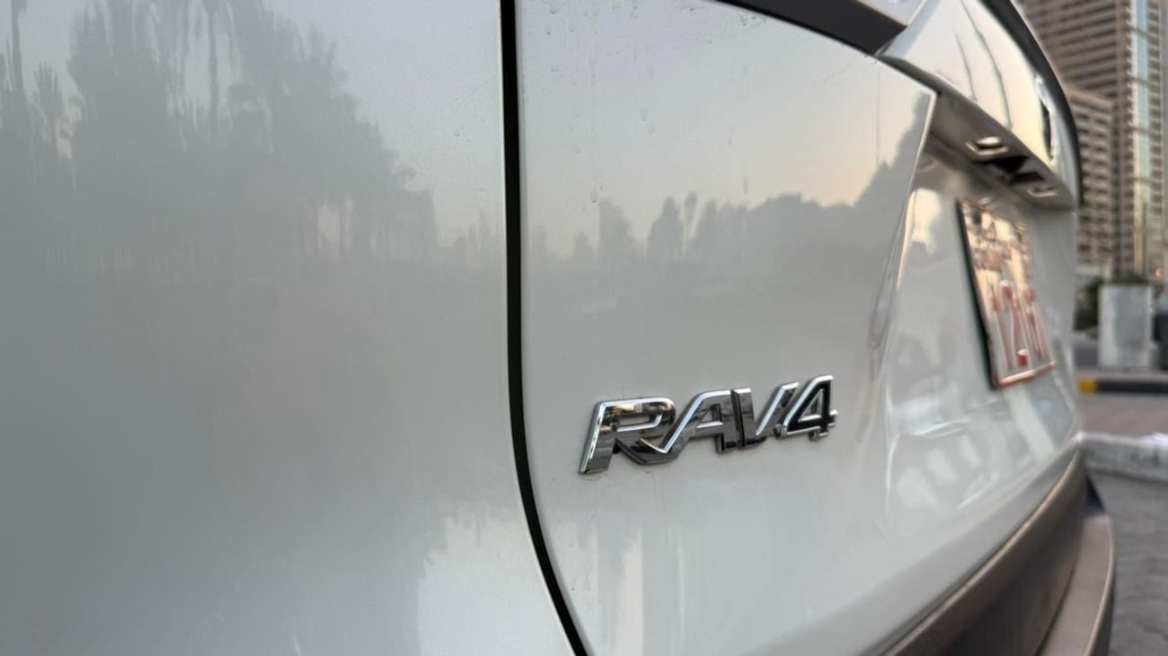 تويوتا راف ٤ Petrol & Hybrid Exported From Australia Right Hand Drive