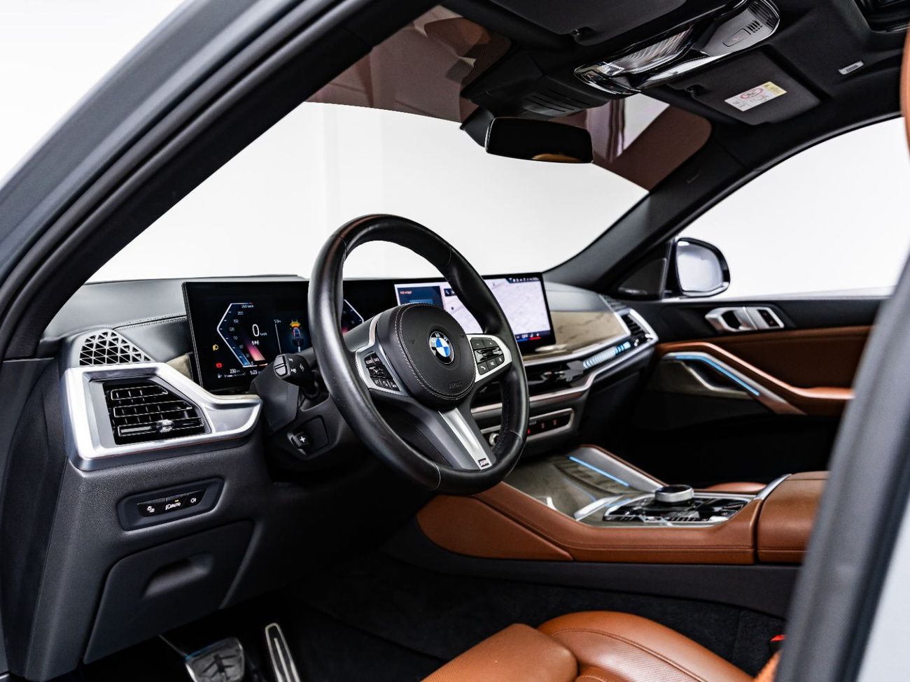 BMW X6 40i M Sport 3.0L 2024 BMW X6 xDrive40i, 2028 BMW Warranty + Service Contract, Low KMs, GCC