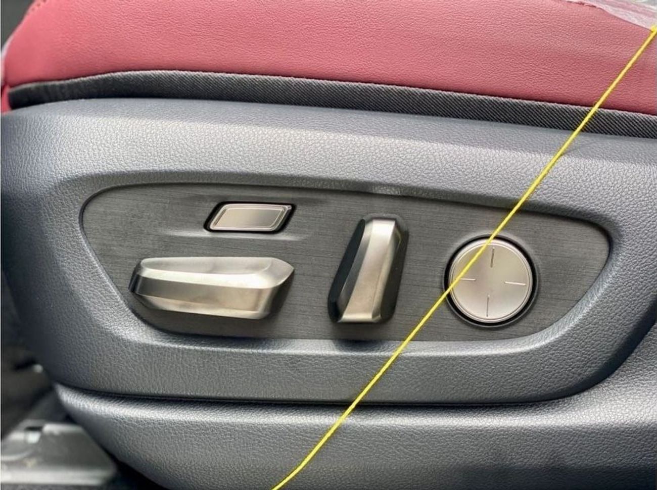 Lexus LX 600 SIGNATURE EDITION, AUTOMATIC TRANSMISSION, RADAR, WIRELESS CHARGER,BRAND NEW, MODEL2025