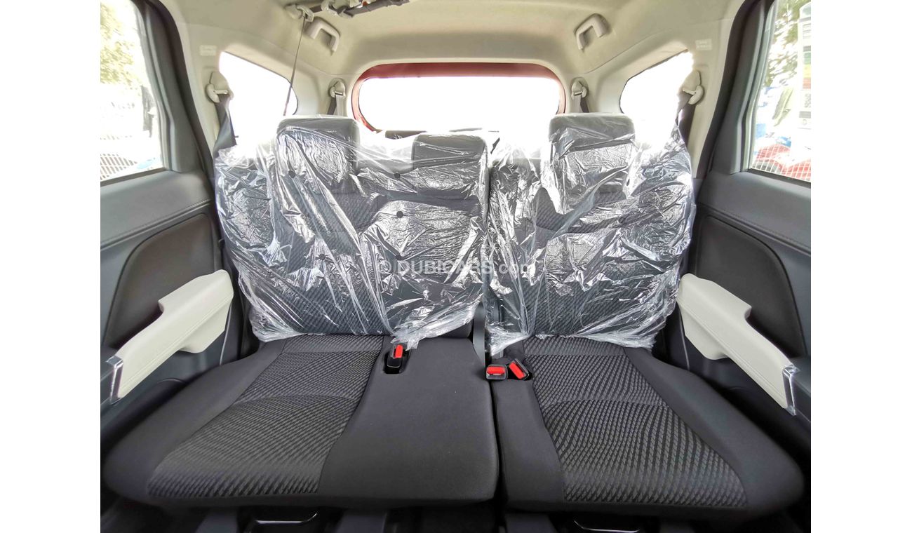 Toyota Rush 1.5L Petrol, 17" Rims, Roof A/C Ventilator, Front Defogger Control, Fabric Seat (CODE # TRGC04)