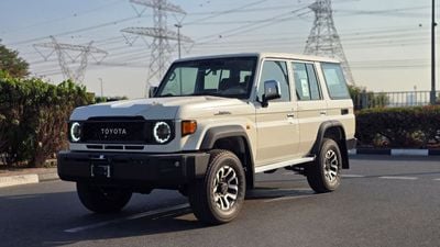 تويوتا لاند كروزر 70 LX 2.8L